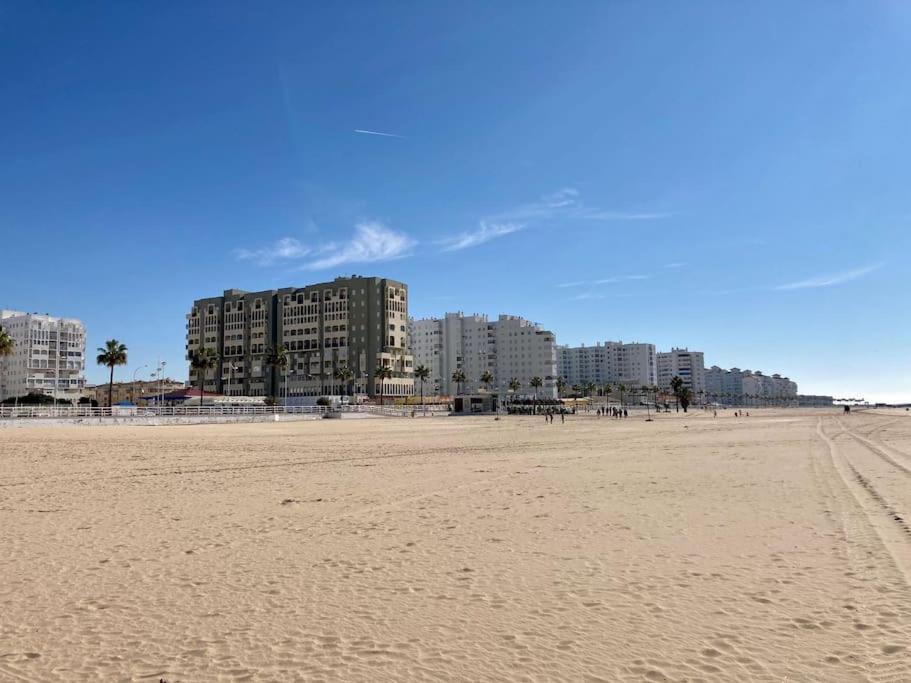 Apartamento Vistas Al Mar - Valdelagrana Playa إل بويرتو دي سانتا ماريا المظهر الخارجي الصورة
